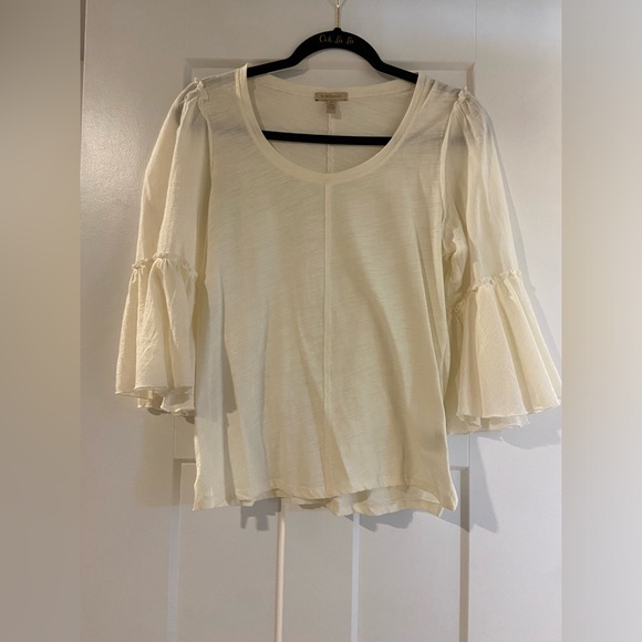 Flowy sleeve top - Picture 1 of 3